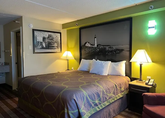 Super 8 By Wyndham Bangor