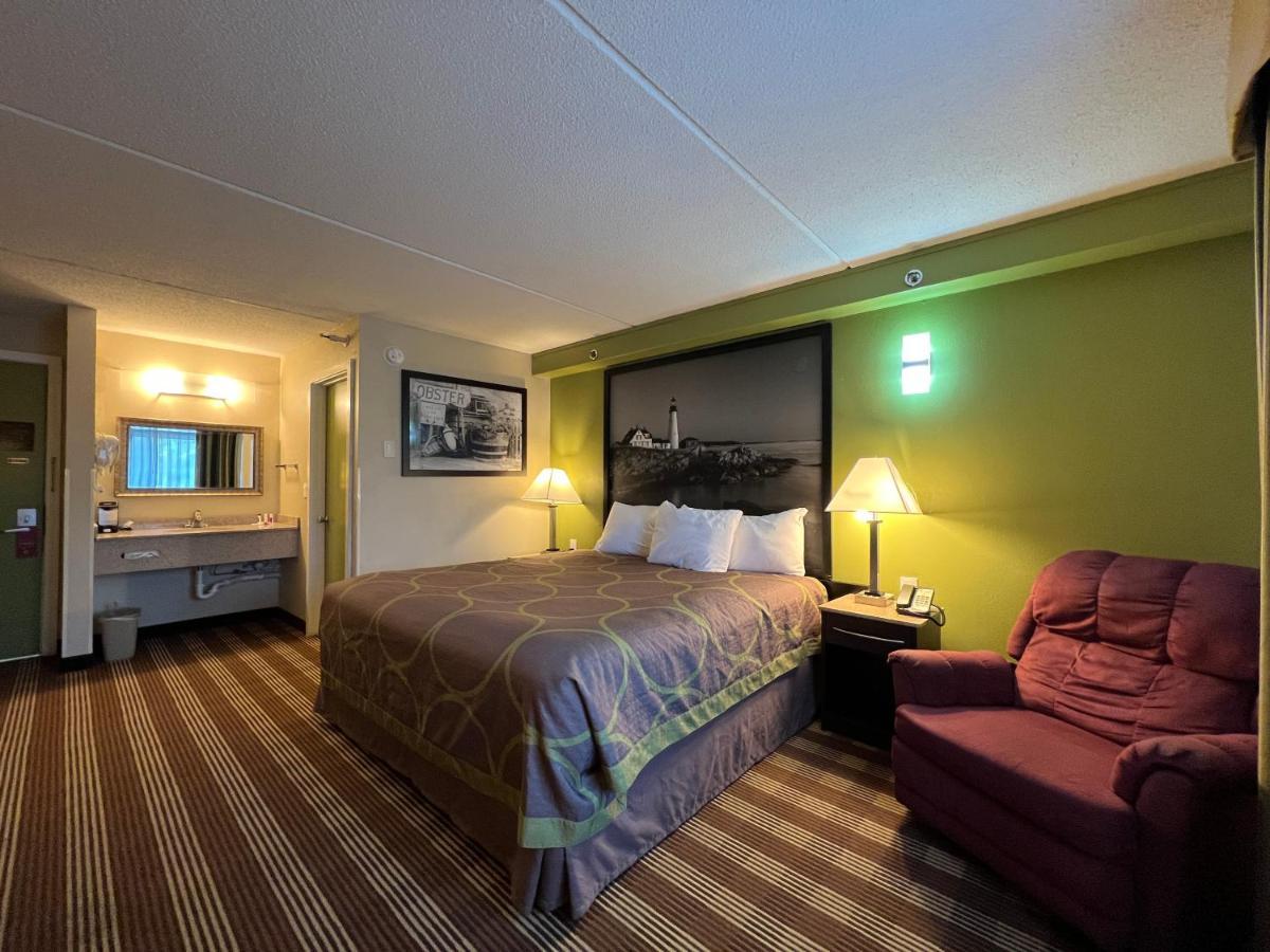 Super 8 By Wyndham