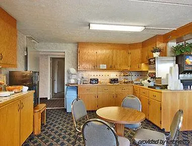 Super 8 By Wyndham Bangor 